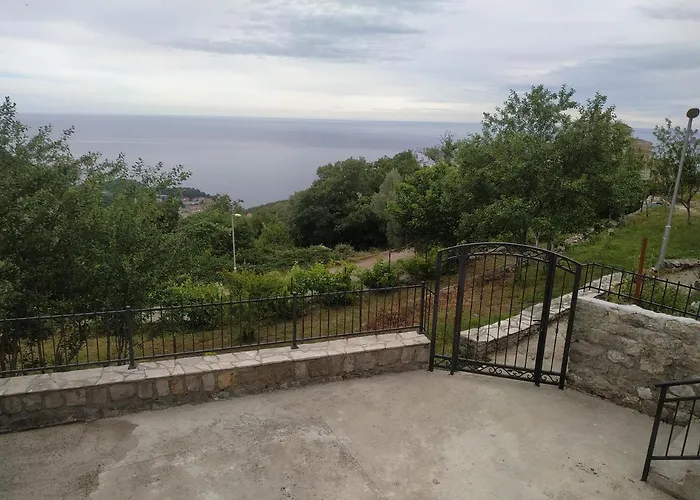 Budva rest house