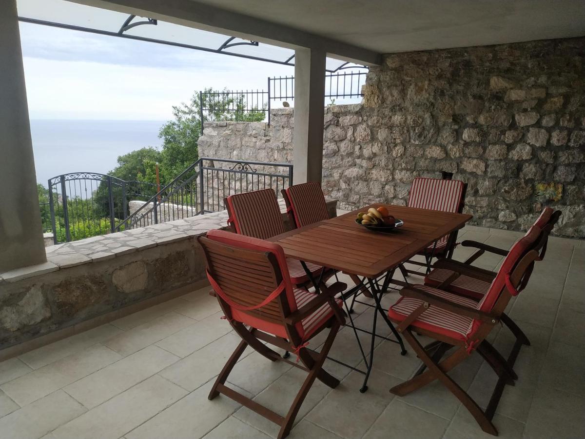 Budva rest house *