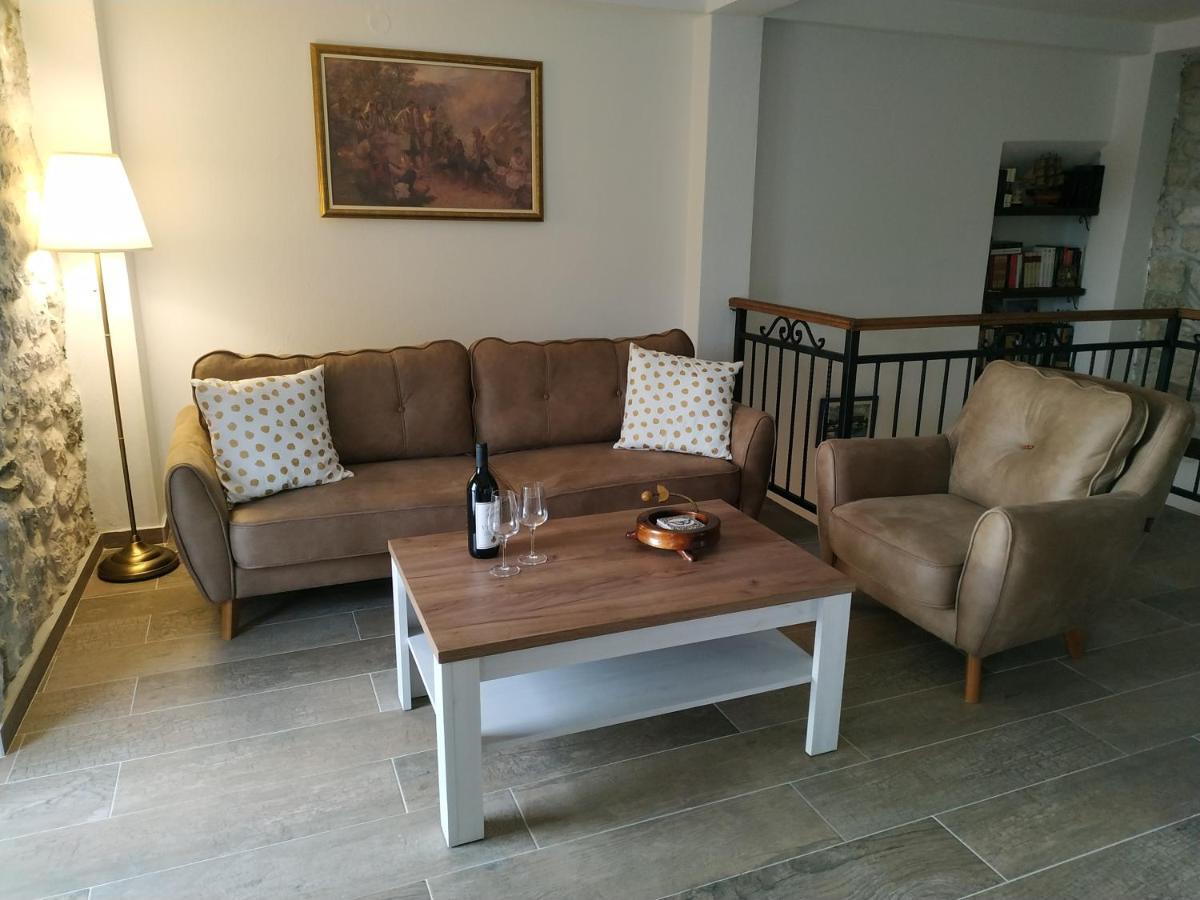 Budva rest house