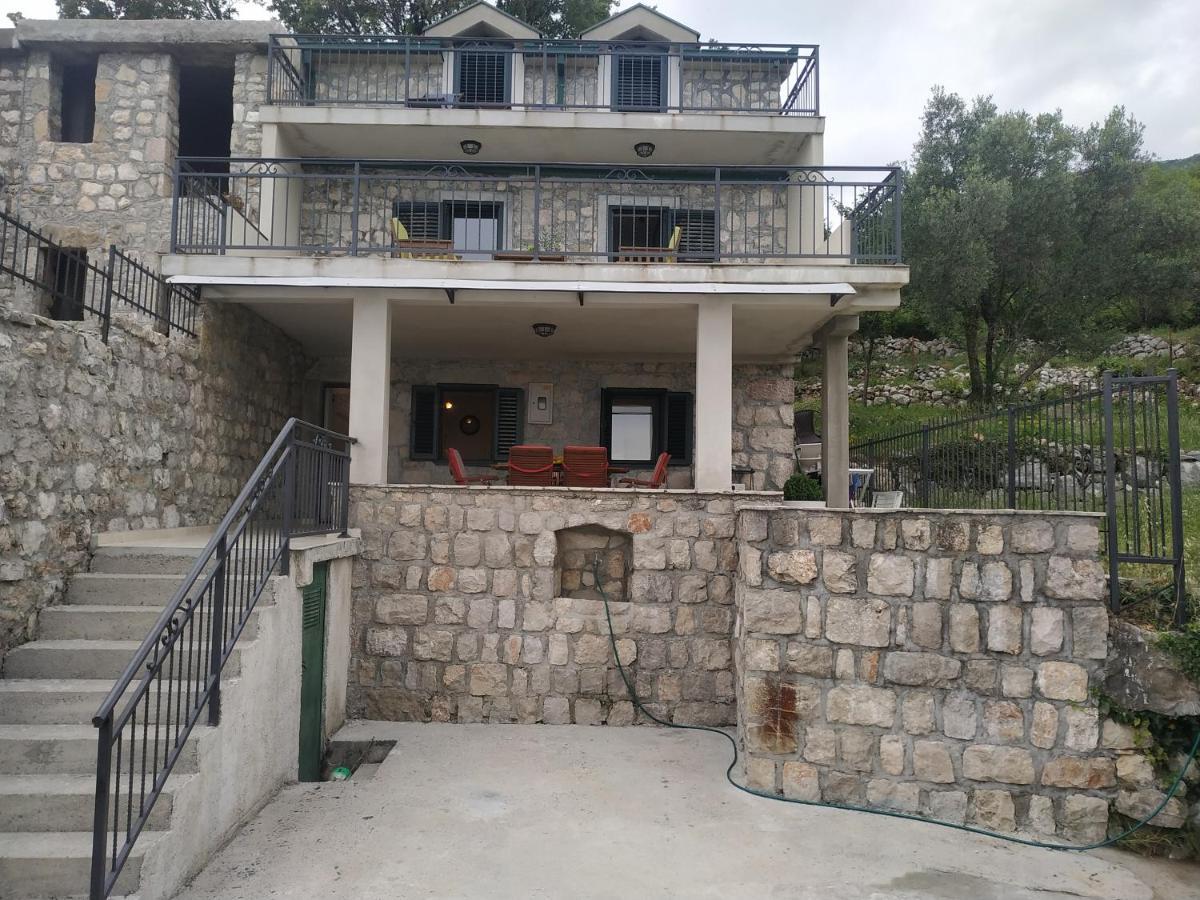Budva Rest House Holiday home *